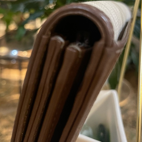 BURBERRY BLUE LABEL. Like New condition. EUC - Picture 4 of 9